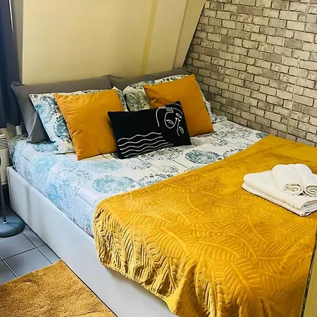 Charmante De Bonne A Montorgueil Apartament